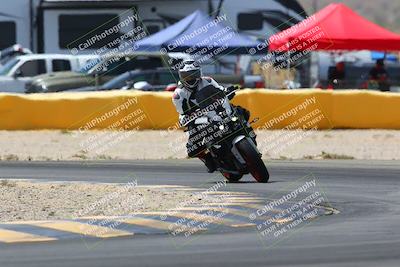 media/Apr-10-2022-SoCal Trackdays (Sun) [[f104b12566]]/Turn 2 (1135am)/